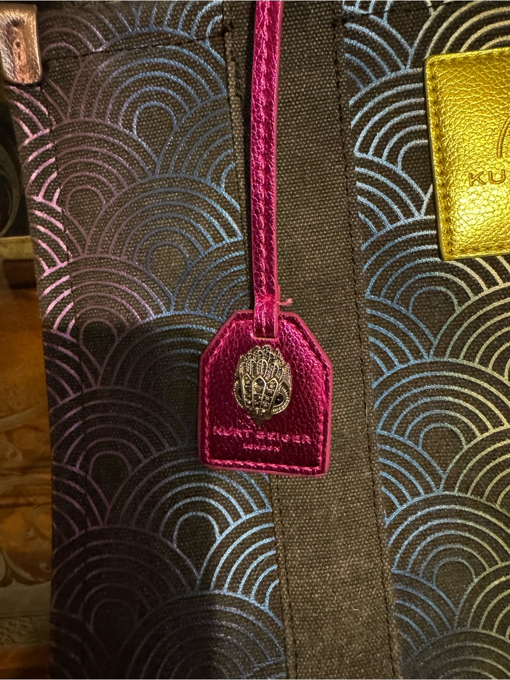 Kurt Geiger London Wave Tote The Large Size Southbank Tote - Picture 3 of 15